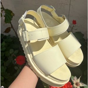 Dr. Martens Voss sandals